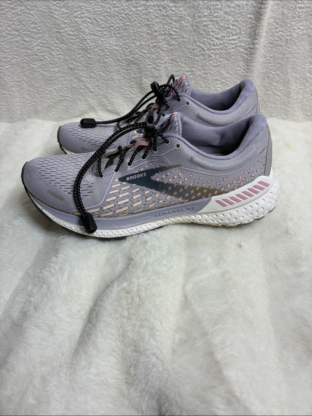 Brooks Women's Lavender and Pink Running Sneakers
